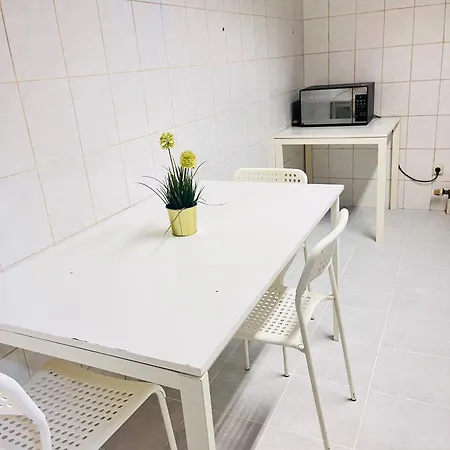 Monteurzimmer Leo 5 *