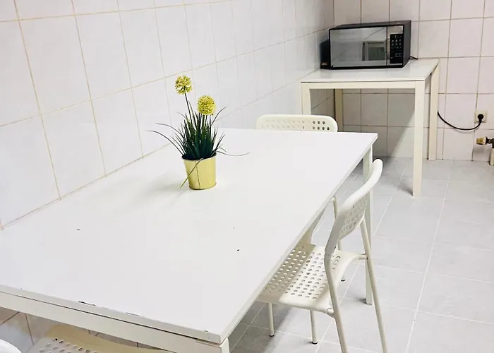 Monteurzimmer Leo 5 *